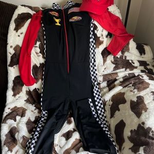 Extra small race car  🏎️ Halloween costume